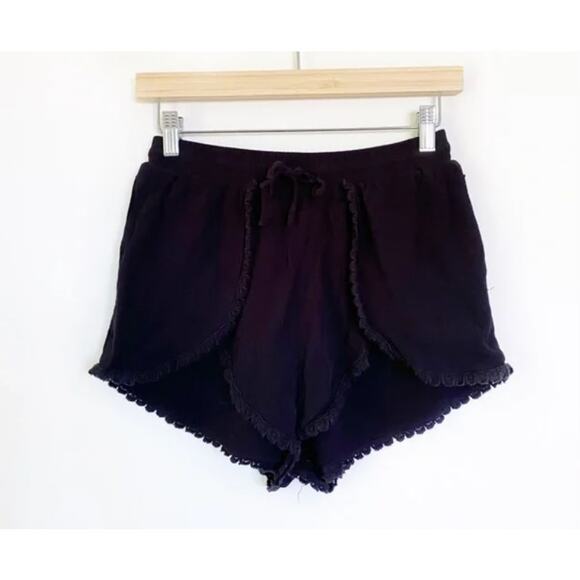 Revolve Lovers + Friends Lace Trim Appliqué Shorts - Picture 1 of 7